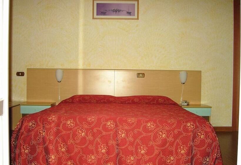 חדר סטנדרט, La Tavernetta Dei Ronchi