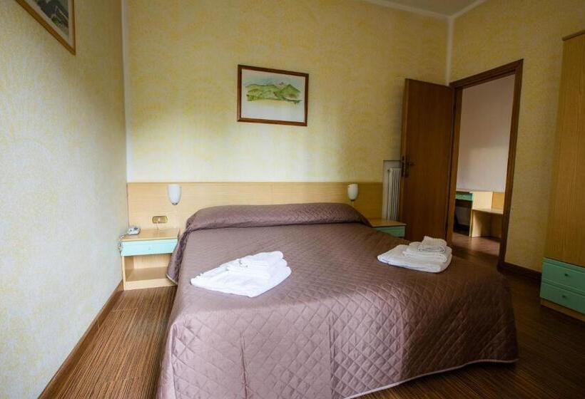 חדר סטנדרט, La Tavernetta Dei Ronchi