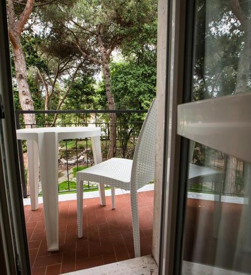 חדר סטנדרט לארבעה, La Tavernetta Dei Ronchi