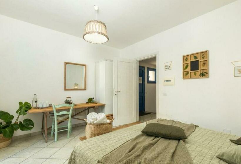 غرفة قياسية مزوَّدة بتراس, B&b Elianto