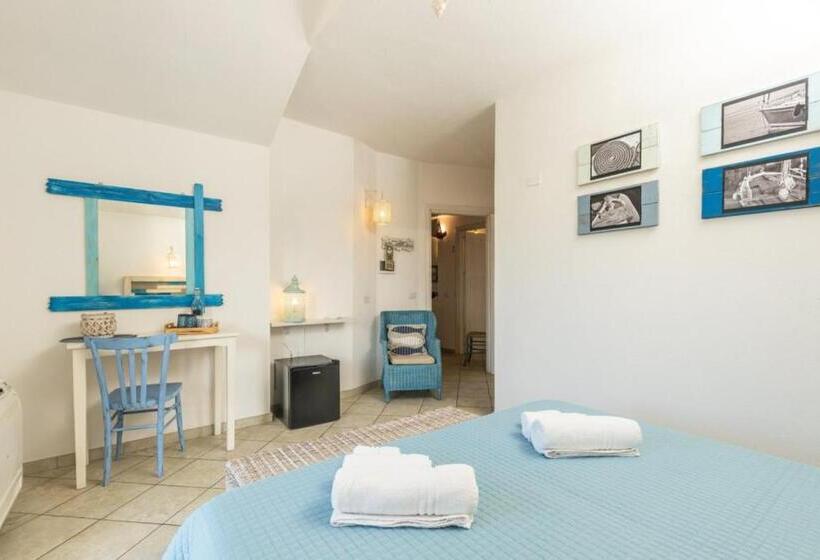 غرفة قياسية مزوَّدة بشُرفة, B&b Elianto