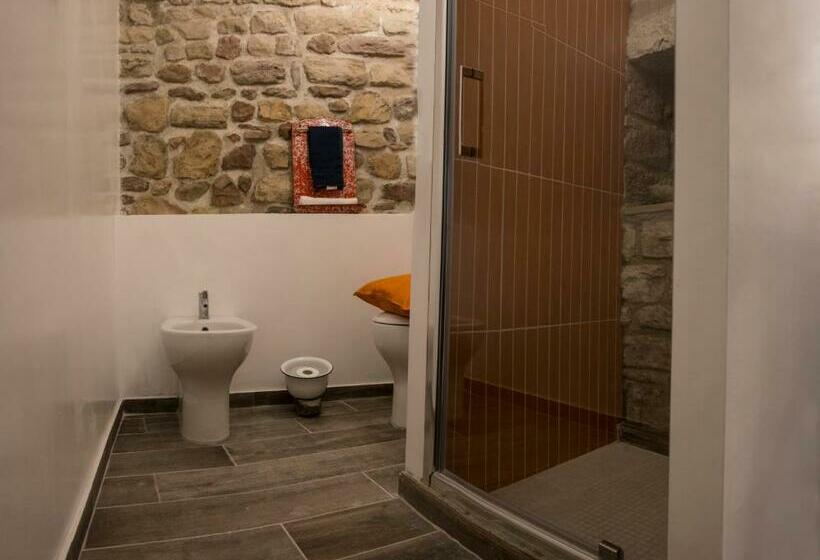 Номер Стандарт, Residenza La Corte Assisi