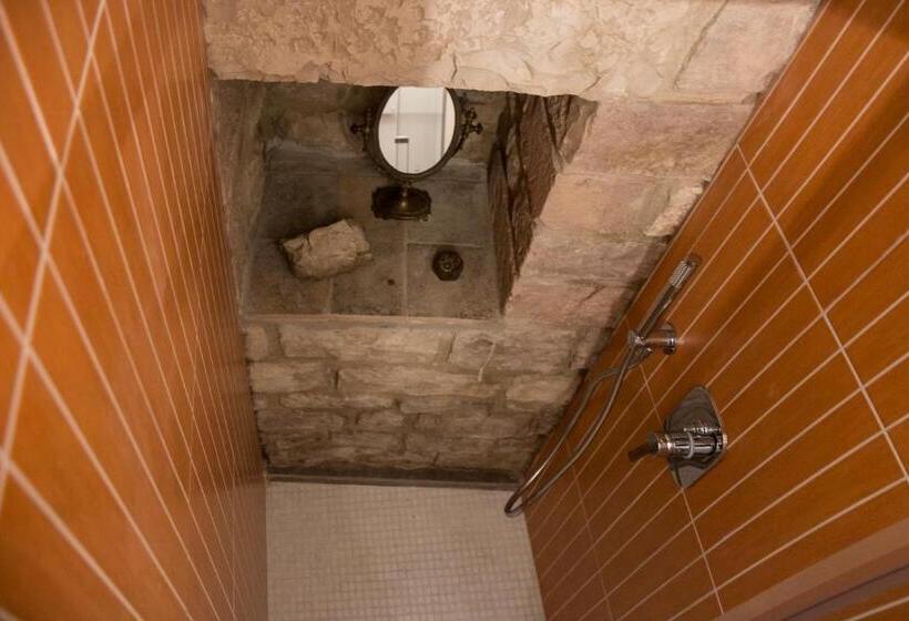 اتاق استاندارد, Residenza La Corte Assisi