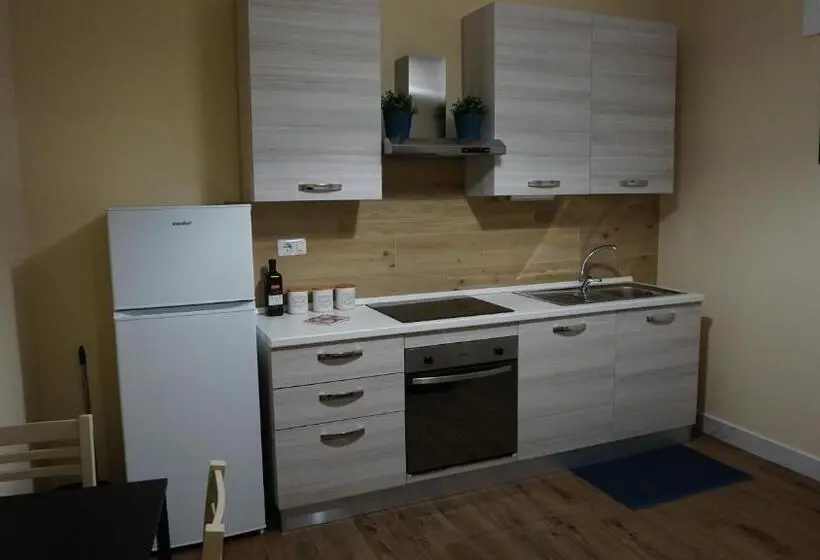 آپارتمان لوکس 1 خوابه, La Fara B&b