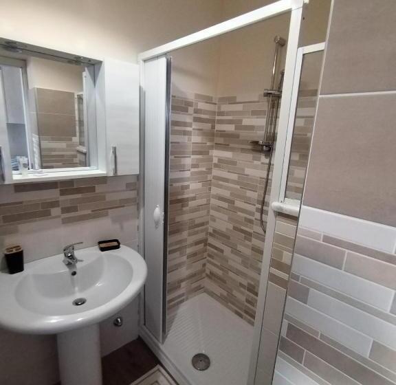 آپارتمان لوکس 1 خوابه, La Fara B&b