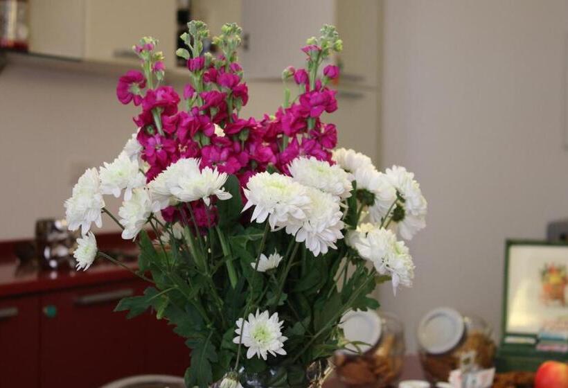 חדר קומפורט לשלושה, Le Marinelle Trani B&b