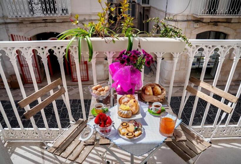 חדר סטנדרט עם מיטת קינג, Le Marinelle Trani B&b