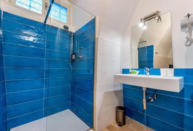 デラックススタジオ, Le Marinelle Trani B&b