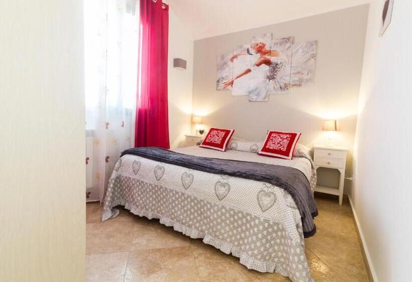 דירת חדר עם טרסה, A Casa Di Simona