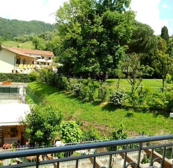 غرفة قياسية, Sally S B&b