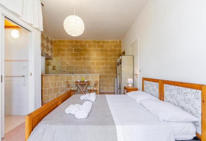 带大床的标准间, B&b Marchese