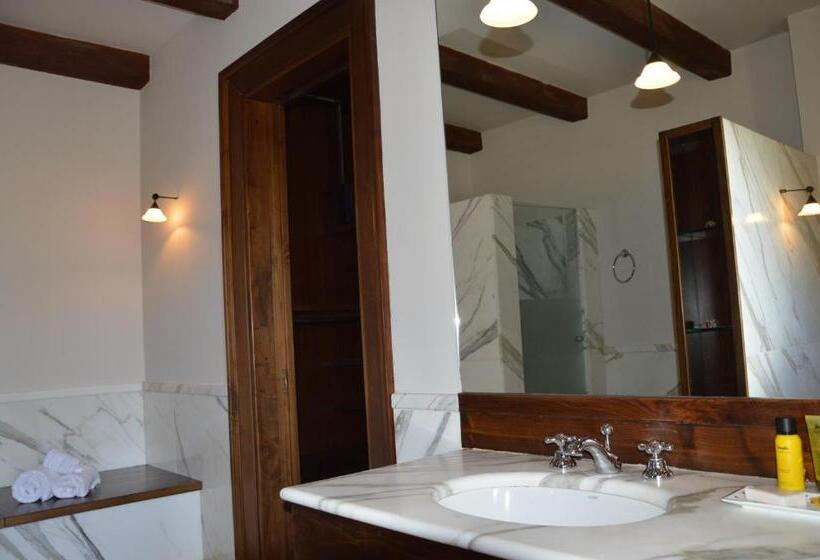 テラス付スイート, Casarealia