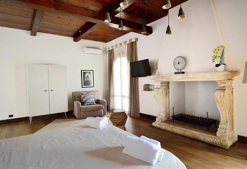 デラックスジュニアスイート, Casarealia