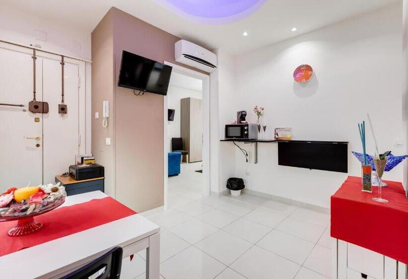 اتاق استاندارد با بالکن, Guest House Mr. Brown