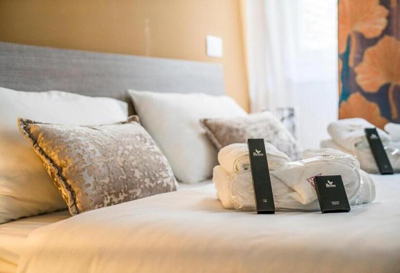 اتاق استاندارد با بالکن, Guest House Mr. Brown