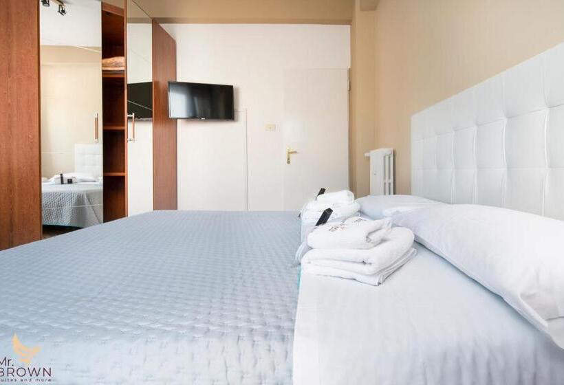 آپارتمان 1 خوابه با بالکن, Guest House Mr. Brown