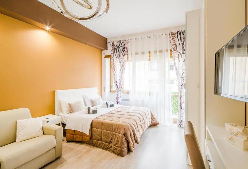 اتاق استاندارد با بالکن, Guest House Mr. Brown