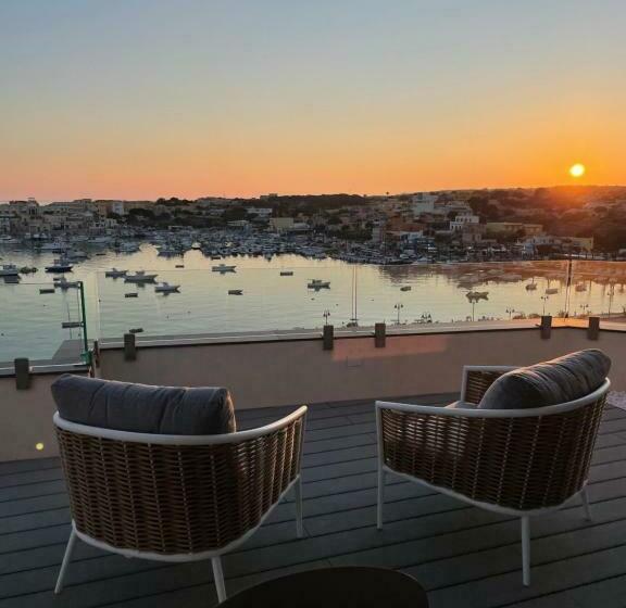 اتاق لوکس با چشم‌انداز دریا, B&b Giro Di Boa