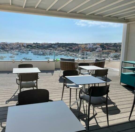 اتاق لوکس با چشم‌انداز دریا, B&b Giro Di Boa