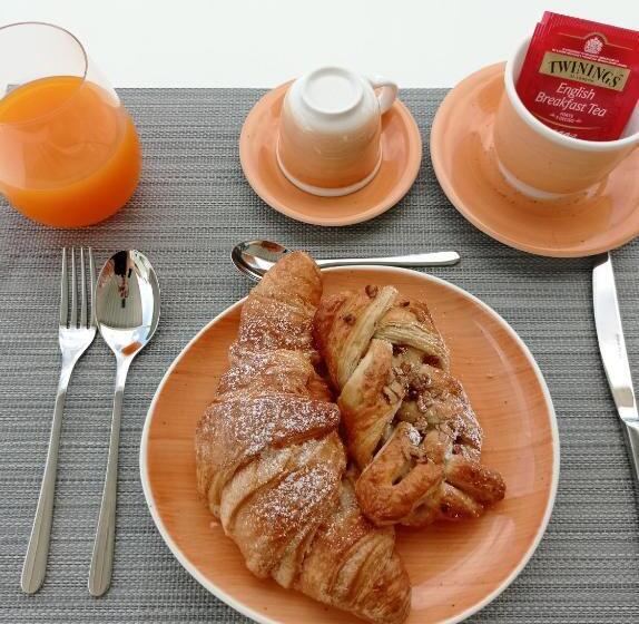 اتاق لوکس با چشم‌انداز دریا, B&b Giro Di Boa