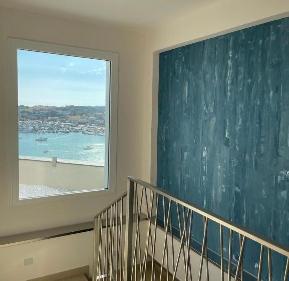 اتاق استاندارد با بالکن و چشم‌انداز دریا, B&b Giro Di Boa