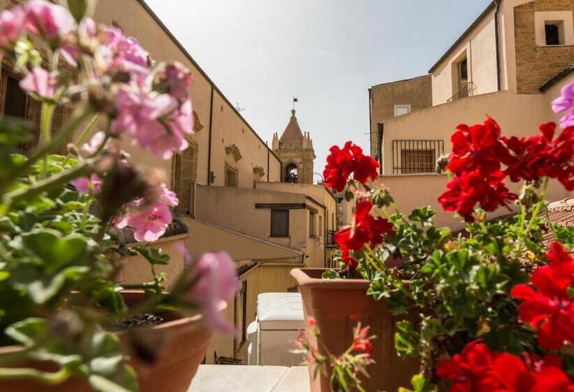 バルコニー付きスタンダードトリプルルーム, Le Maioliche