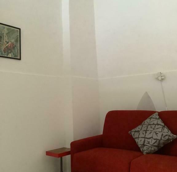 سوییت جونیور, Palazzo Cariddi