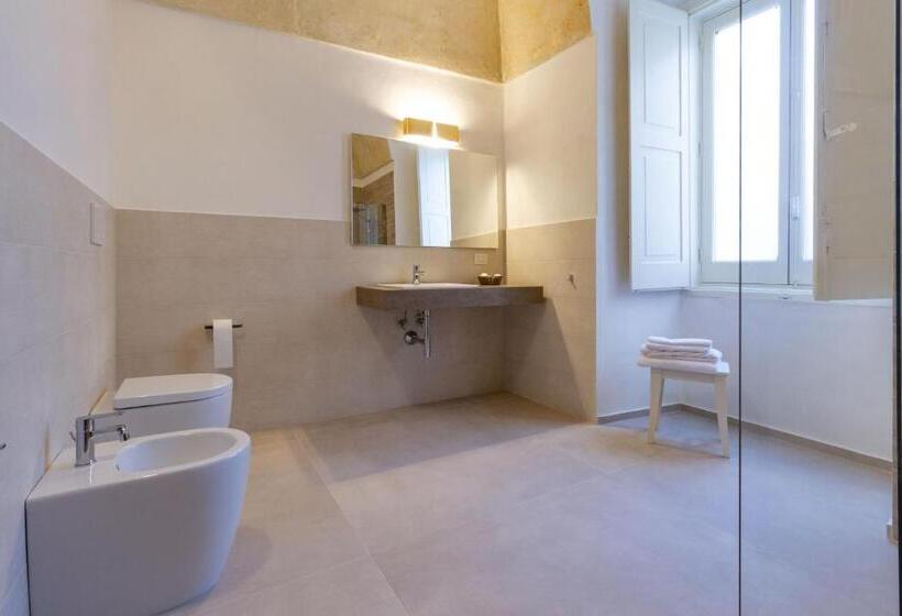 سوییت جونیور, Palazzo Cariddi