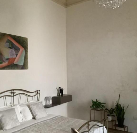 سوییت جونیور, Palazzo Cariddi