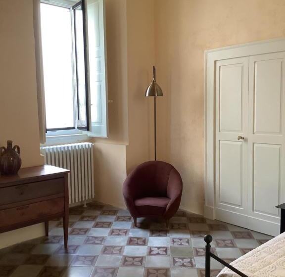 اتاق لوکس, Palazzo Cariddi