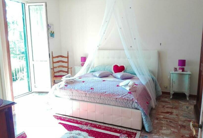 バルコニー付きスタンダードルーム, Bed And Breakfast Romantica Evasione