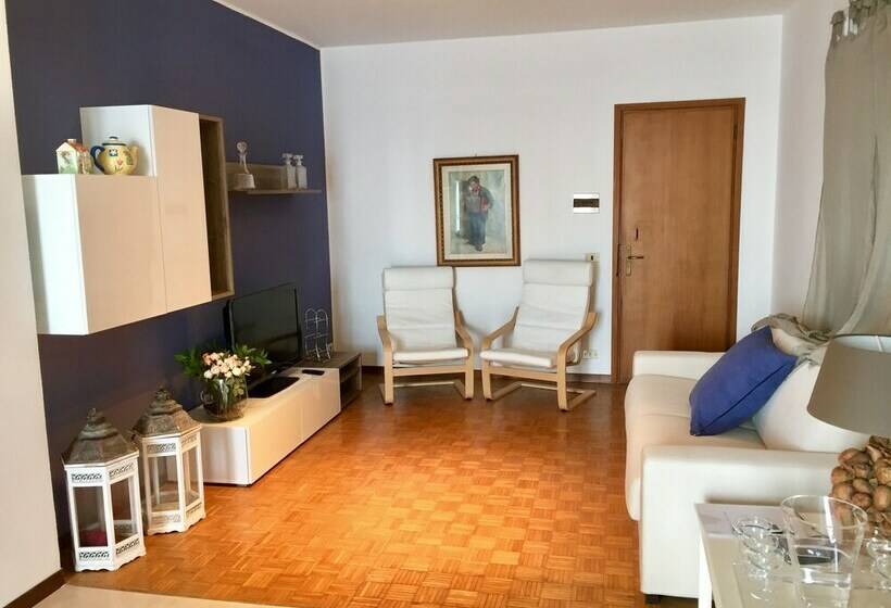 침실 1개 아파트, Villa Anastasye