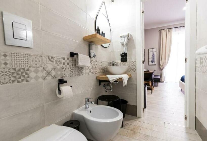 اتاق لوکس سه تخته, B&b I Maestri