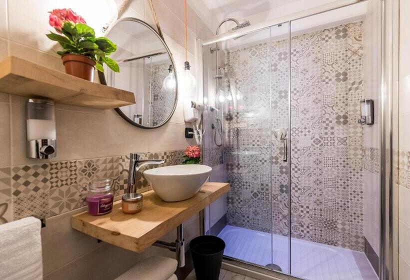 سوییت جونیور لوکس, B&b I Maestri