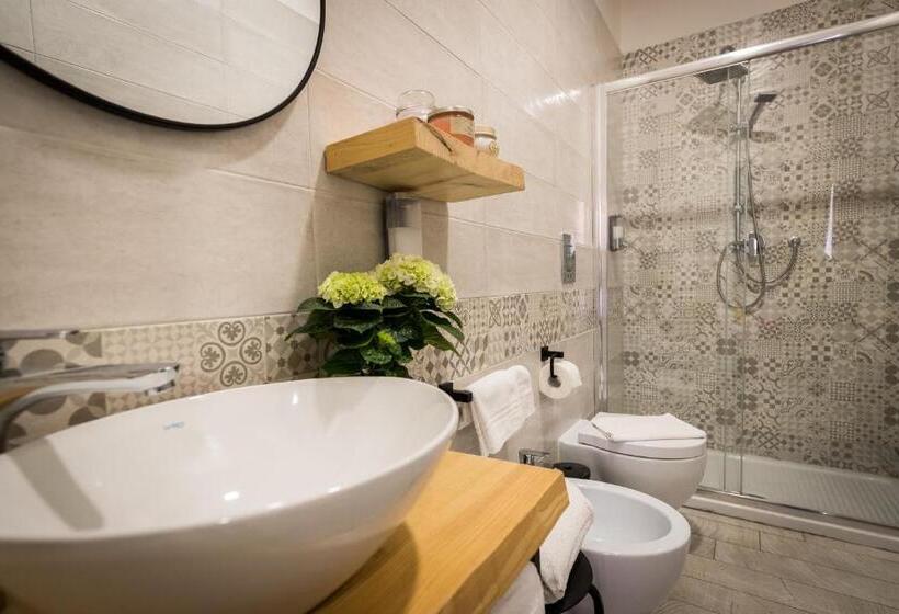 اتاق سوپریور با تخت بزرگ, B&b I Maestri