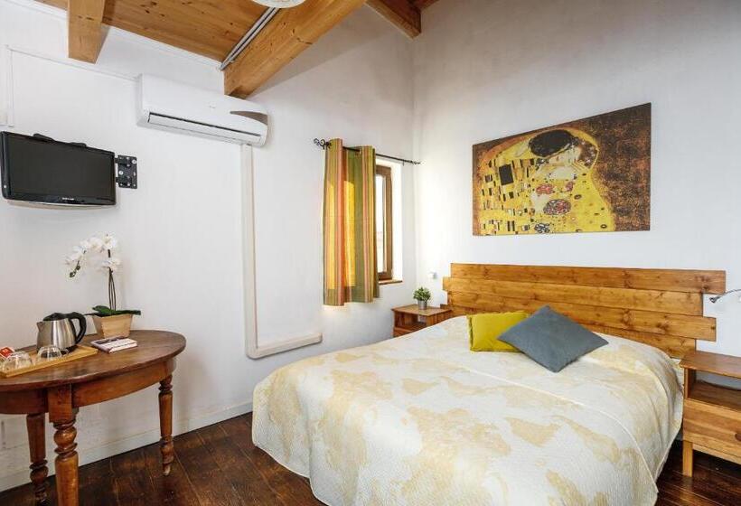 اتاق استاندارد, B&b La Corte San Francesco