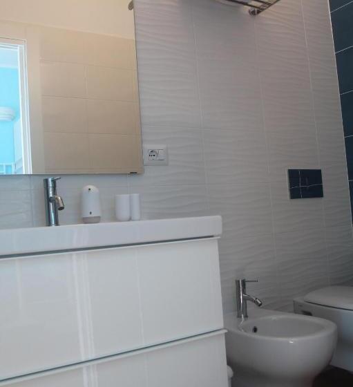 Pokój Deluxe Jednoosobowy, Blue Sea Rooms Apartment Cagliari