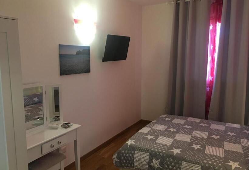 Pokój Standard, Blue Sea Rooms Apartment Cagliari