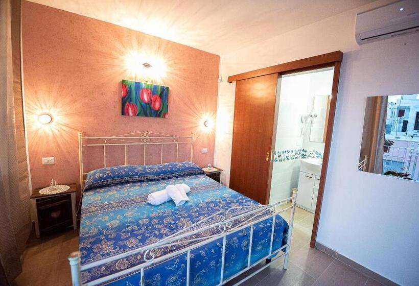 חדר דלוקס עם מרפסת נוף לים, La Scalinata