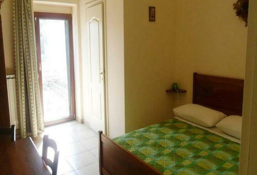 スタンダードトリプルルーム, La Locanda Al Castello