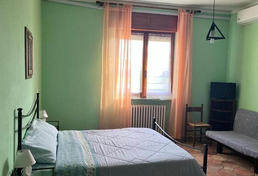 Номер Стандарт Вид на Горы, Casa T Bed And Breakfast & Home Restaurant Di Tacchino Simone