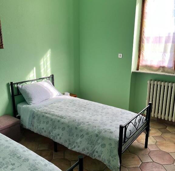 标准间, Casa T Bed And Breakfast & Home Restaurant Di Tacchino Simone