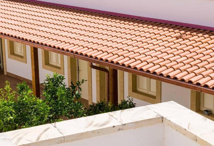 اتاق سوپریور, I Ruscioli