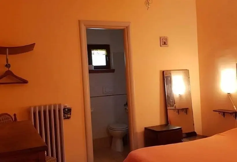 スタンダードルーム, Monte Degli Elci B&b