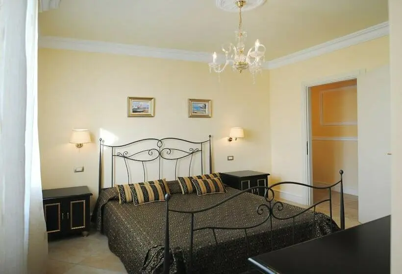 デラックススタジオ, Villa Casula