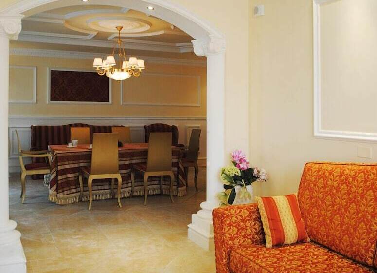 デラックススタジオ, Villa Casula