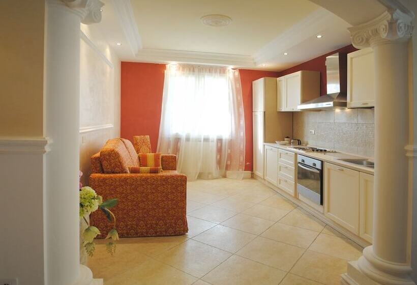 デラックススタジオ, Villa Casula