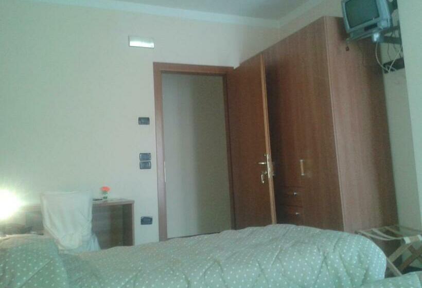 スタンダードルーム, Locanda Alla Rosa