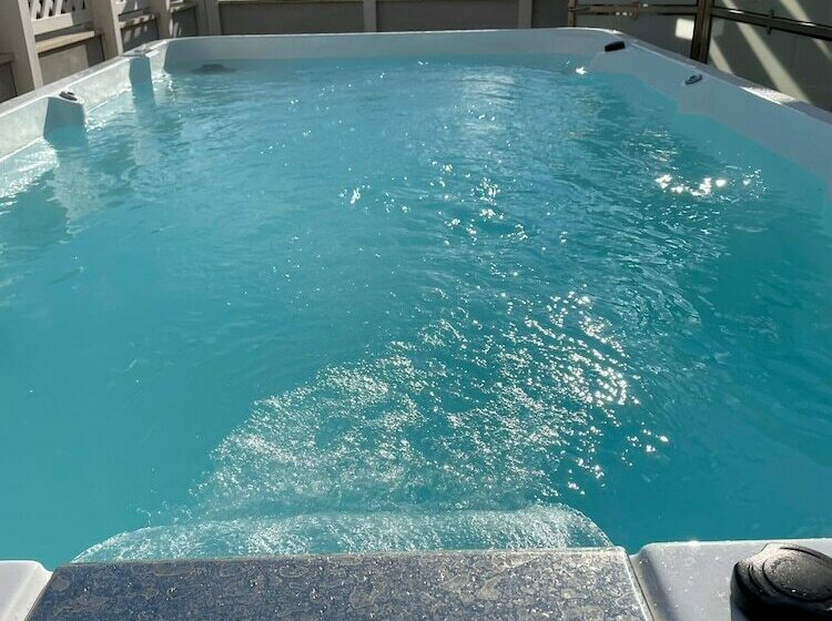 شقة أساسية غرفة واحدة, Villa Magiola