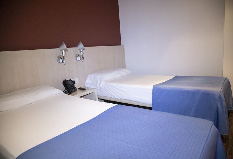 غرفة قياسية فردية, El Globo